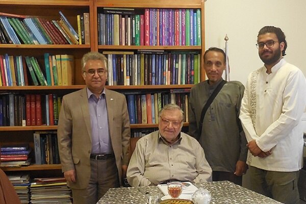 روزانه ۱۰ ساعت ترجمه کردم/ درک عمیق از فرهنگ ایران با تحصیل در ایران