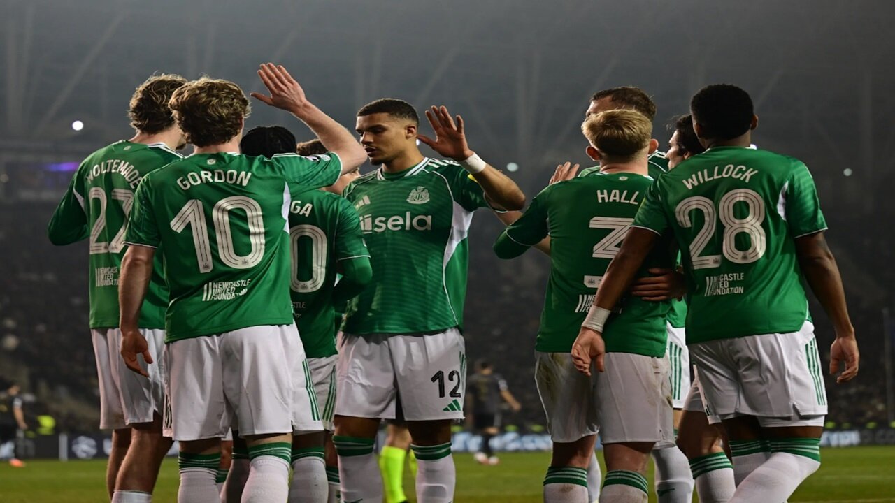 قره باغ ۱ - ۶ نیوکاسل/ جشنواره گل زاغ در جمهوری آذربایجان + فیلم