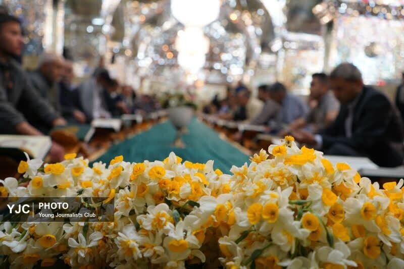 رمضان با نوای قرآن در حرم شاهچراغ(ع) آغاز شد + فیلم و تصاویر