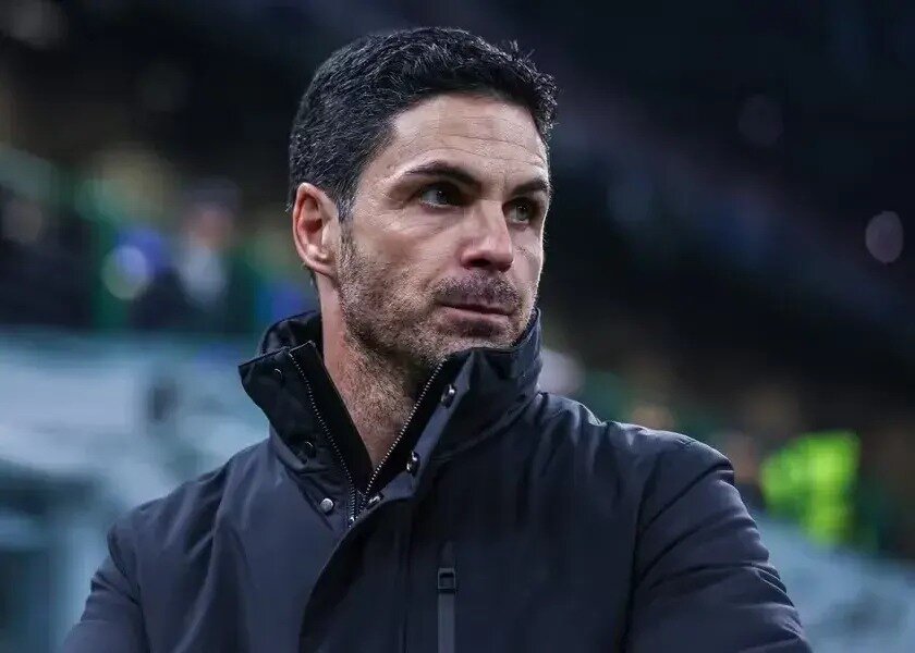 آرتتا: وقتی نمیبرم هم دوستم داشته باشید!