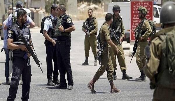 ممانعت نظامیان اسرائیلی از ورود فلسطینی ها به قدس اشغالی
