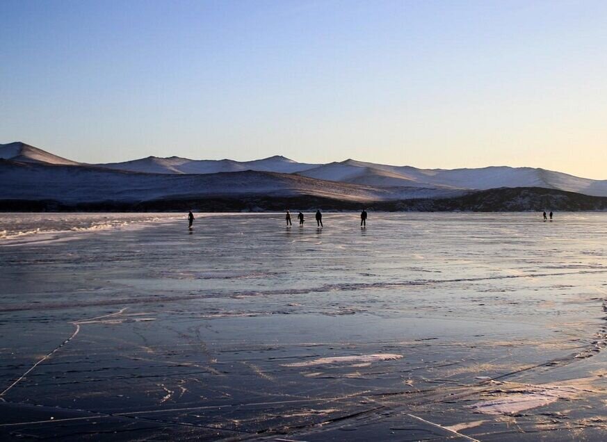 سقوط وحشتناک خودروی حامل گردشگران چینی در دریاچه یخزده روسیه