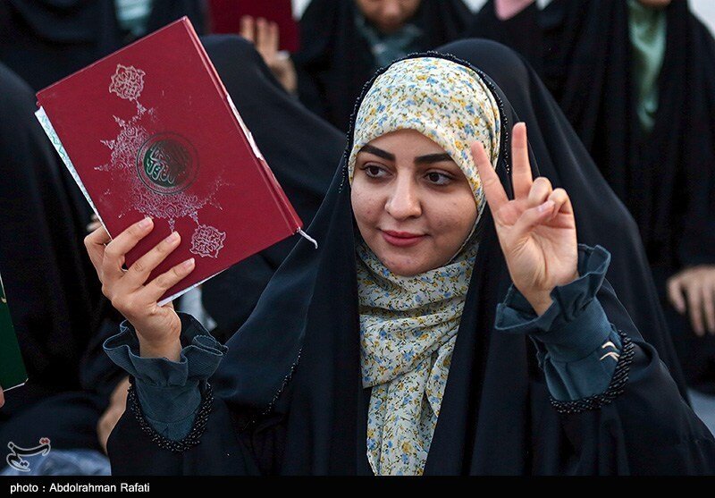 محفل انس با قرآن کریم در همدان