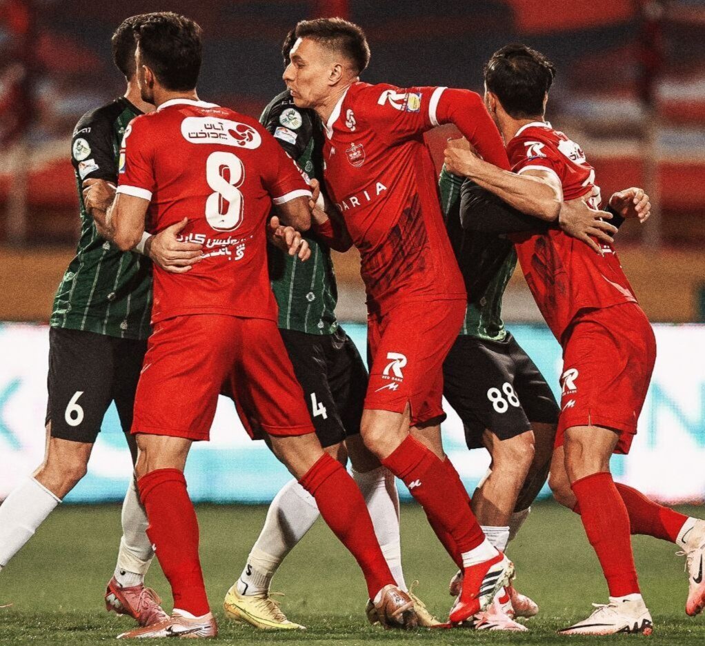 شکست پشت شکست؛ اوسمار سند اخراجش را امضا کرد | سقوط آزاد پرسپولیس در لیگ برتر با نتایج فاجعه‌بار