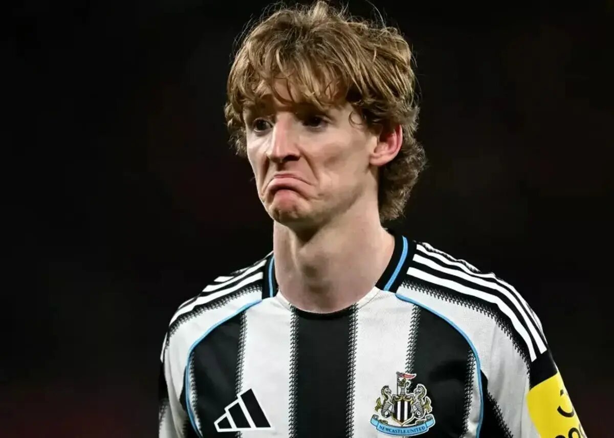 ستاره نیوکاسل: فعلا به لیورپول و آرسنال فکر نمی‌کنم