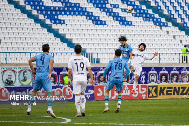 شکست صدرنشین مدعیان را خوشحال کرد/ چادرملو عالی به بازی برگشت