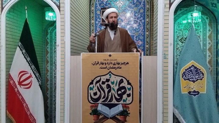 ایمان به غیب، رمز شکست استکبار و بیاثر شدن تهدیدهای آمریکا است