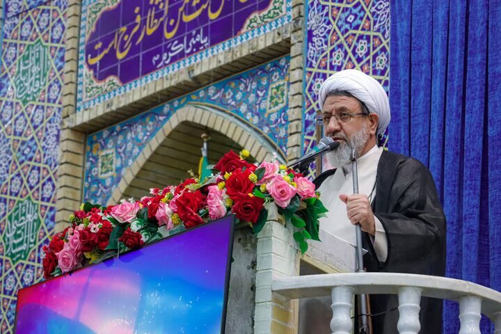 امام جمعه کرمان: نیروهای مسلح در آفند و پدافند آمادهاند