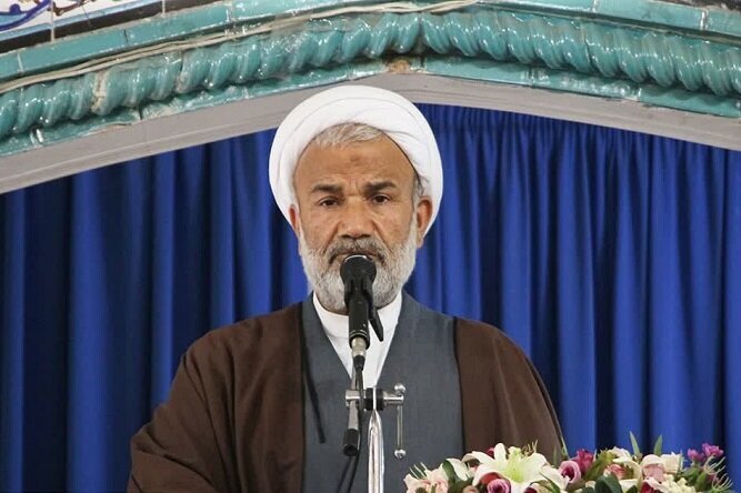 تاکید امام جمعه دشتستان بر لزوم برخورد با قانونگریزی موتورسواران
