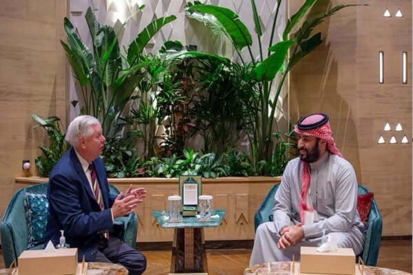 در دیدار بن سلمان با سناتور آمریکایی چه گذشت؟