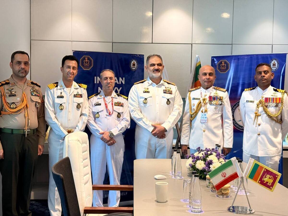 دریادار ایرانی: رزمایشهای چندجانبه فرصتی برای ارتقای سطح آمادگی رزمی نیروهاست