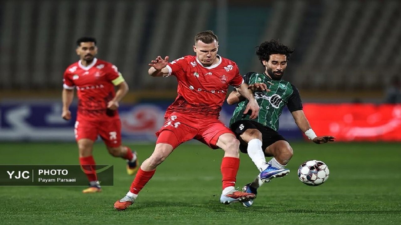 عملکرد فاجعه بار دنیل گرا در دفاع راست پرسپولیس