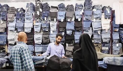 روایتی از بازار پوشاک شب عید؛ قیمت‌ها جلوتر از جیب مردم