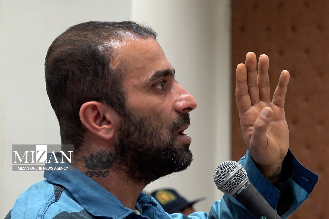 تصاویر ۳ متهم تحریق مسجد در دادگاه ؛ ببینید | پای یک زن در میان است؛ ماجرای بسته مشکوک | توبه میکنم...