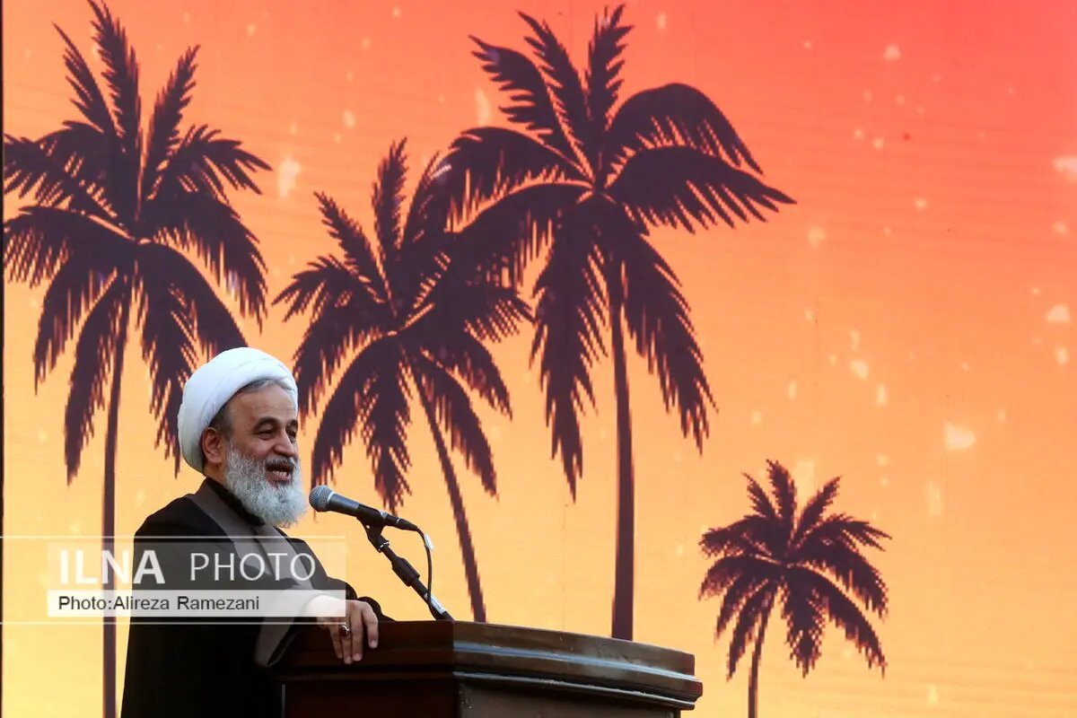 خوش بینی به فضل خدا احساس فقر را از بین میبرد