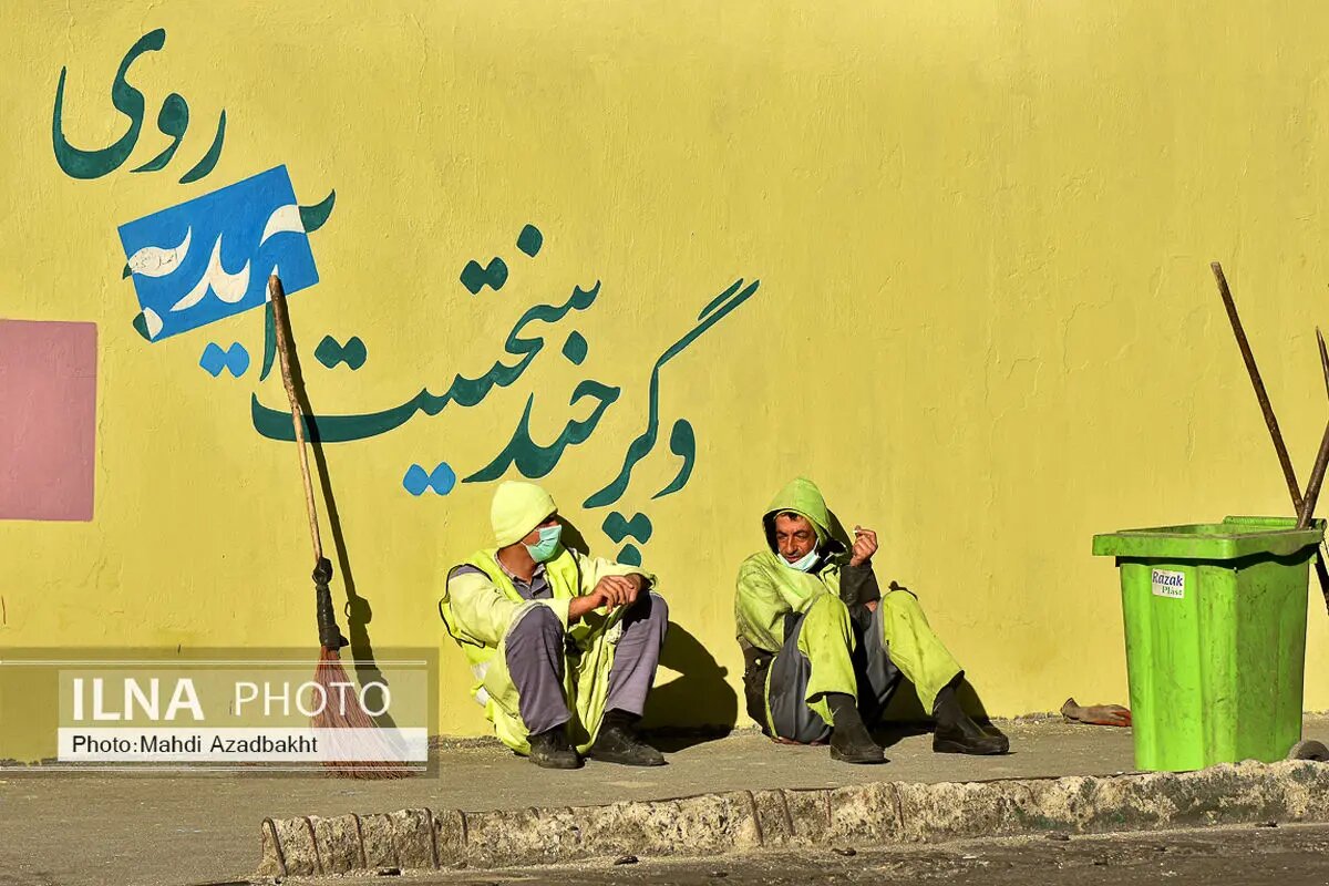 انتظار کارگران شهرداری چابهار برای دریافت حقوق و عیدی/ شب عید جیبمان خالیست