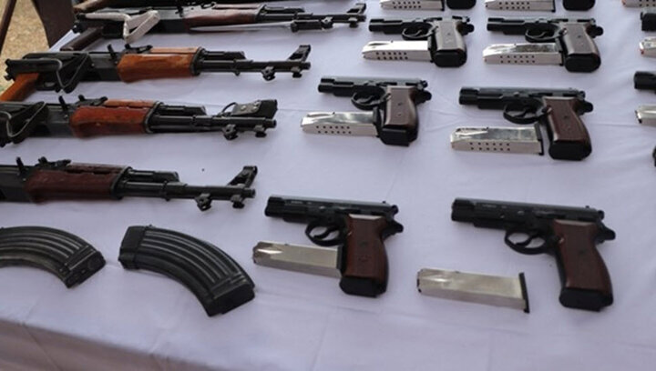 در چند روز اخیر ۱۶۵ قبضه سلاح در سطح کشور کشف شد