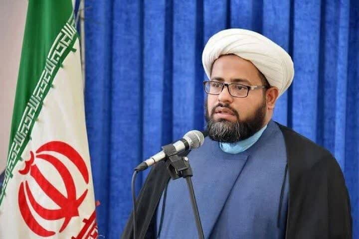 ادبیات دینی در حال نو شدن است/ معمای نویسنده مذهبی انتخاب موضوع است