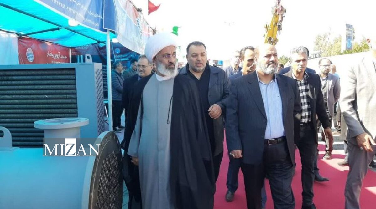 رئیس کارگروه شناسایی و رفع موانع شرکت‌های دادگستری استان تهران از نمایشگاه صنایع مستقردر شهرک صنعتی پرند بازدید کرد