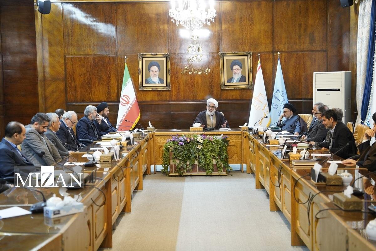 ایجاد کمیته و دبیرخانه مشترک دیوان عالی و دادستانی کل کشور به منظور پیگیری مصوبات اجرایی ضروری است