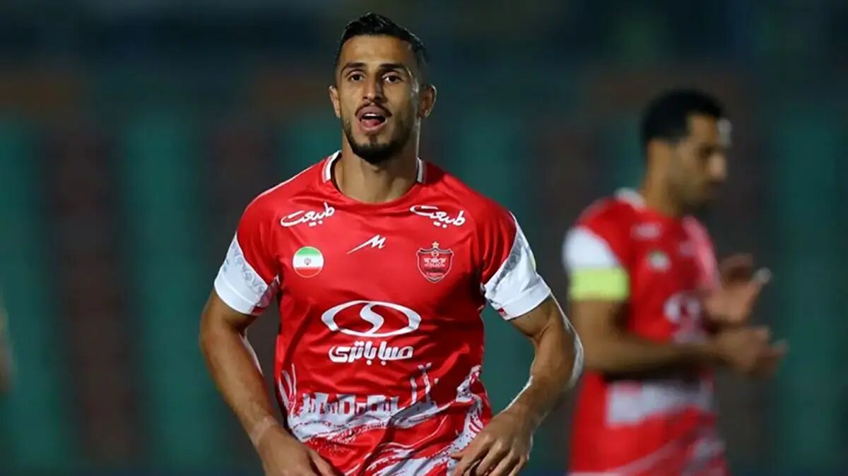 فیلم درگیری لفظی علیپور با خبرنگاران بعد از بازی پرسپولیس و خیبر