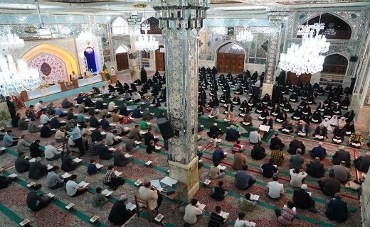 مأنوس شدن دلها با قرآن در ماه مهمانی خدا + تصاویر