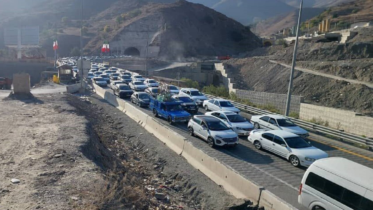 ترافیک سنگین در ۲ آزاد راه و محور شهریار/ تردد در محور‌های شمالی روان است