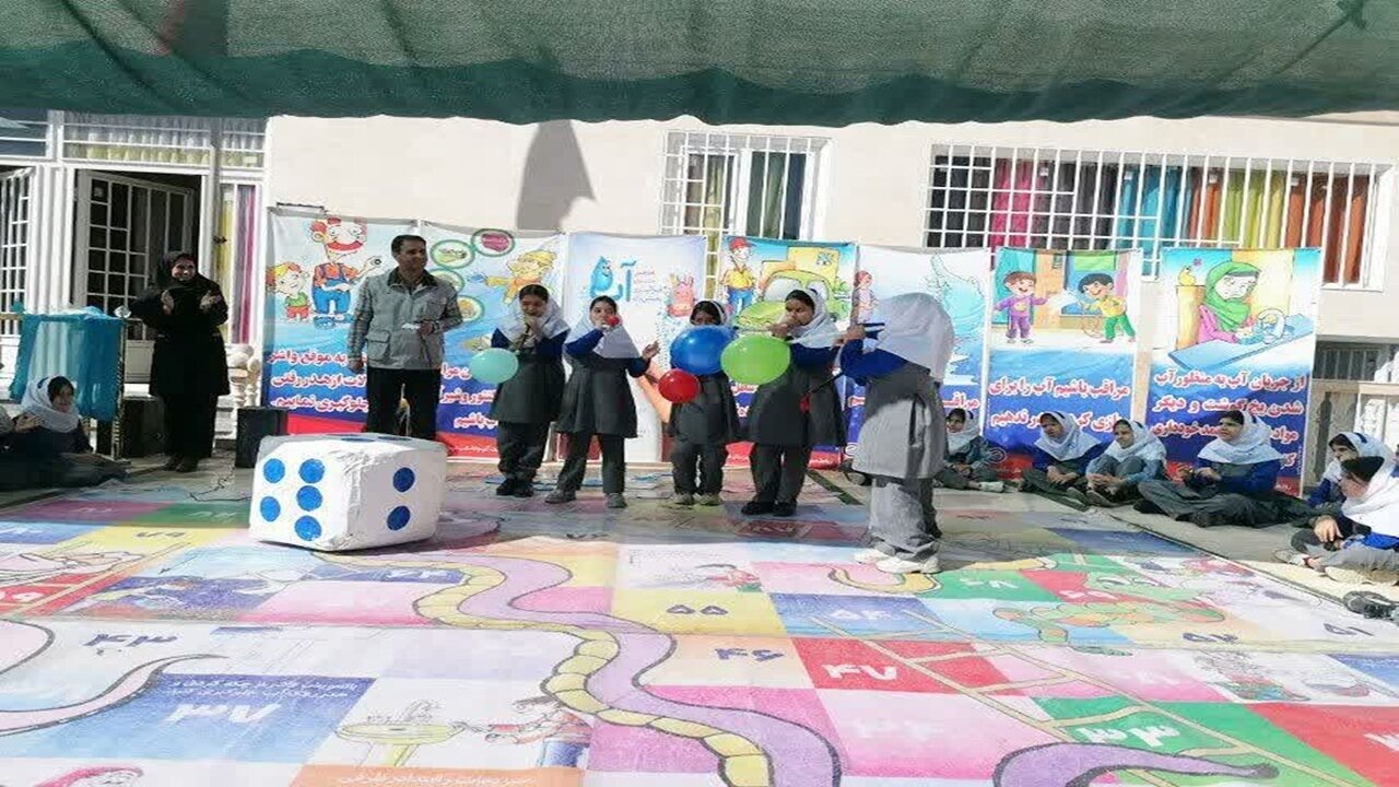 دانش آموزان دبستان دخترانه نیایش نیشابور حامیان آب شدند + عکس