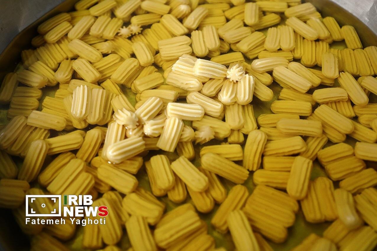 کارگاه پخت زولبیا و بامیه در کیش