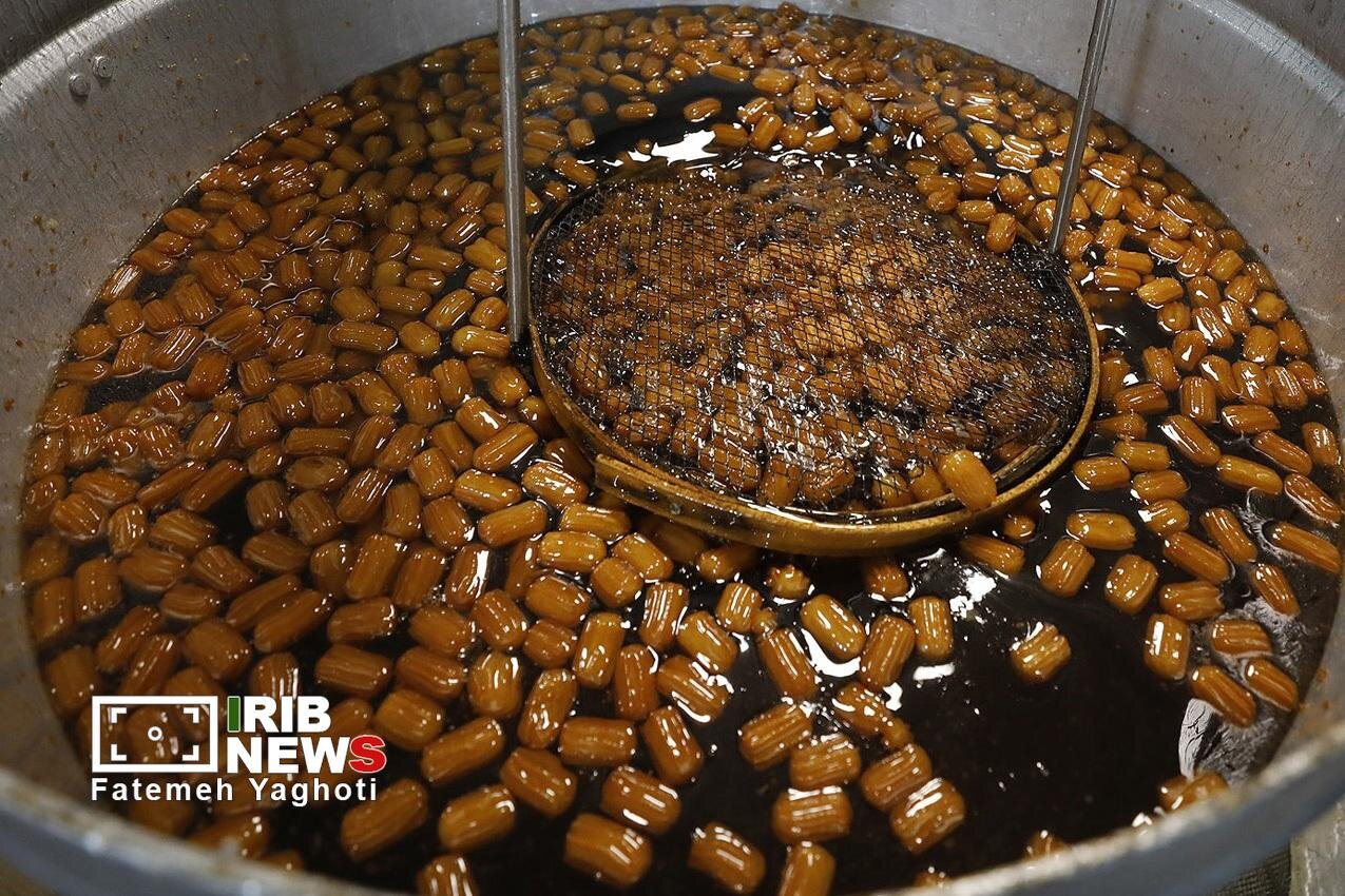 کارگاه پخت زولبیا و بامیه در کیش