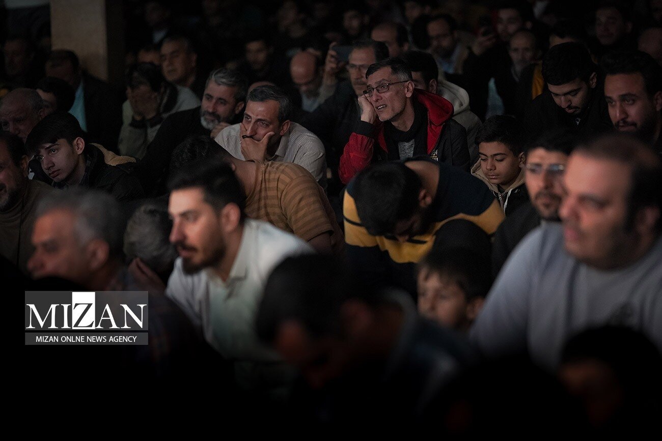 مناجات‌خوانی در مساجد آسیب‌دیده در اغتشاشات