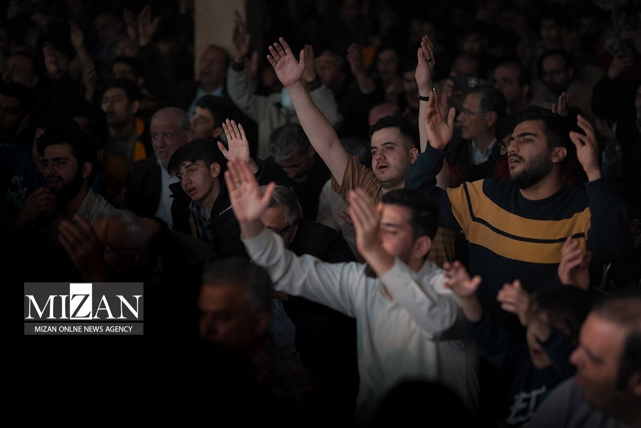 مناجات‌خوانی در مساجد آسیب‌دیده در اغتشاشات