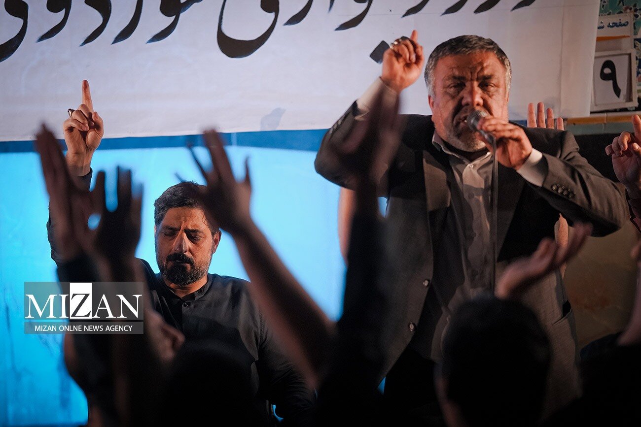 مناجات‌خوانی در مساجد آسیب‌دیده در اغتشاشات