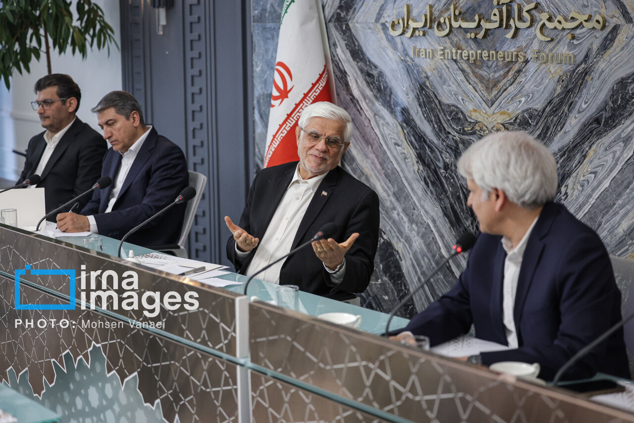 عکس/ جلسه مجمع کارآفرینان با معاون اول رئیس جمهور