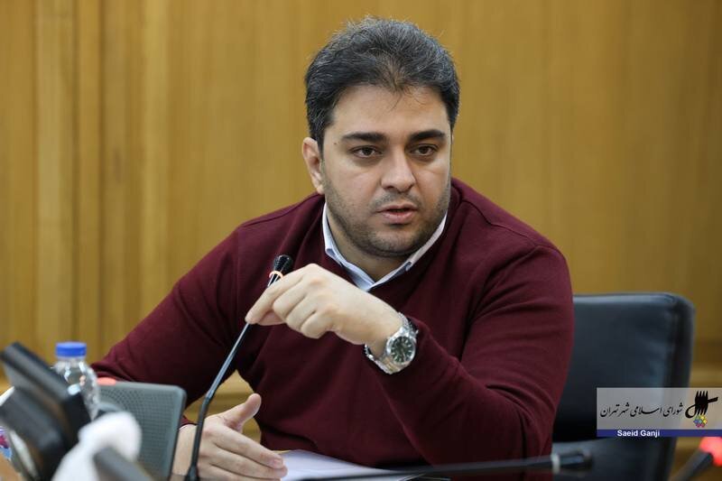 به نوسازی ناوگان اتوبوسرانی ادامه خواهیم داد