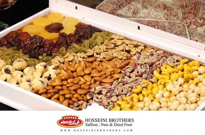خرید پک آجیل عید از آجیل و خشکبار برادران حسینی: بهترین هدیه برای نوروز