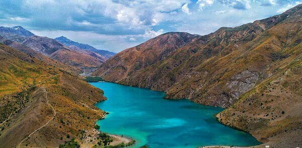 یک دریاچه از آب لبریز شد