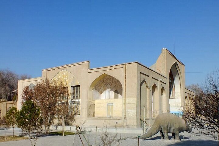 سرنوشت یک میراث جهانی زیر سایه اختلافات؛ تالار تیموری در معرض تخریب
