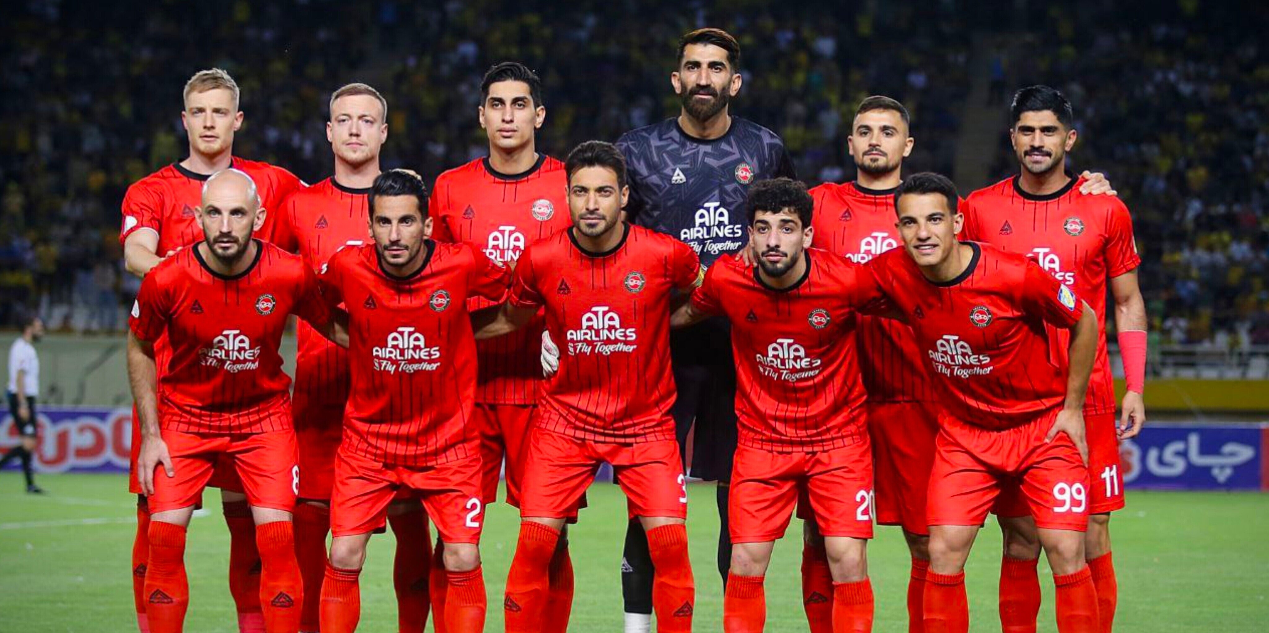 برنامه دیدار‌های فوتبال امروز / از تلاش استقلال و تراکتور برای تصاحب صدر تا دربی لندن