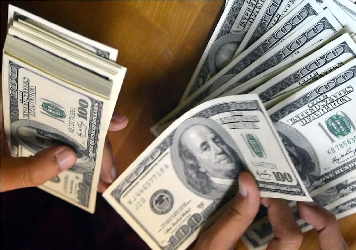 افزایش بدهیهای عمومی آمریکا و سیاستهای ترامپ موجب نگرانی سرمایه داران شده است