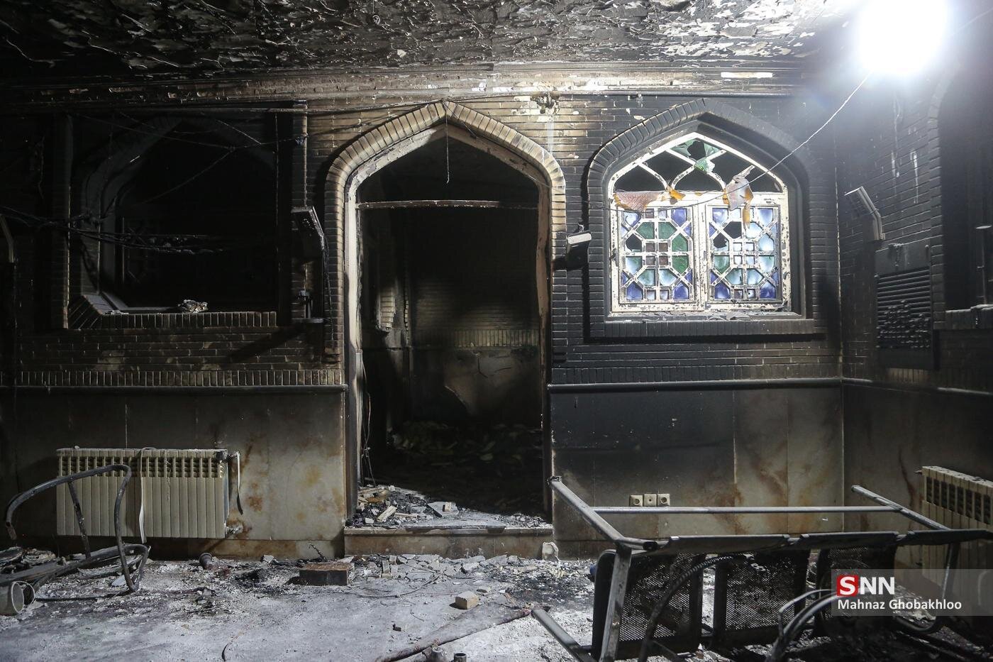 از مسجد‌سوزی تا بیانیه‌ای مضحک؛ این حرف‌ها به خاندان پهلوی نمی‌آید!