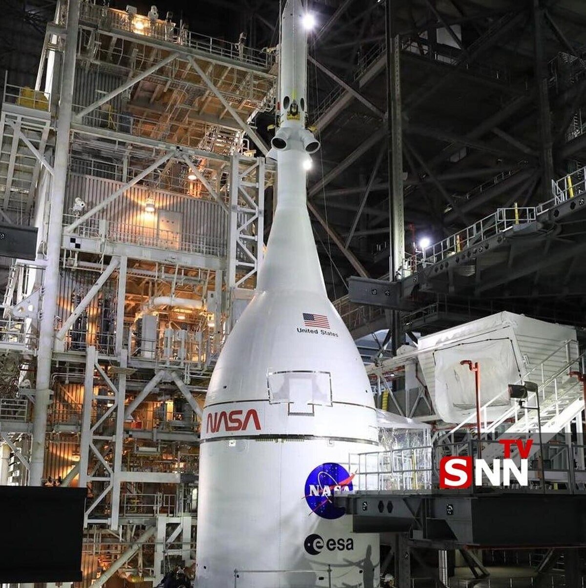 سفر انسان به ماه به فروردین موکول شد / تعویق دوباره پرتاب آرتمیس ۲