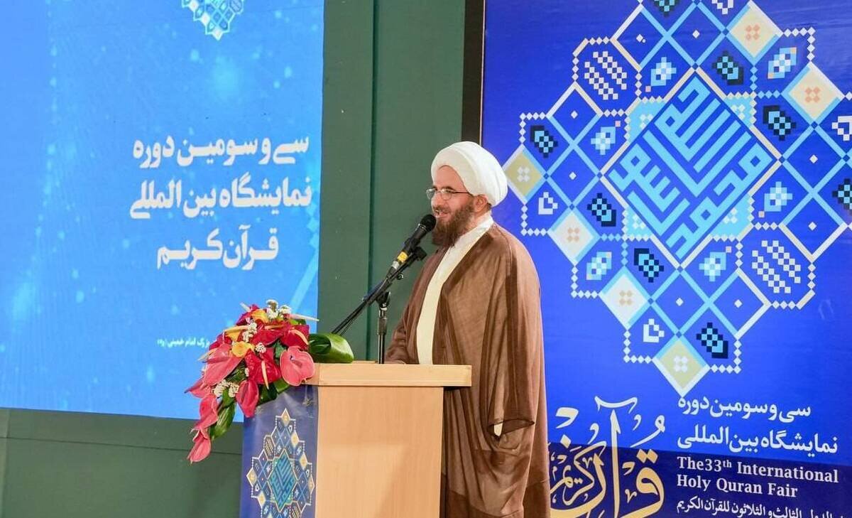 حجتالاسلام علی اکبری: نمایشگاه قرآن امسال نماد پناهجویی جامعه به محضر قرآن است