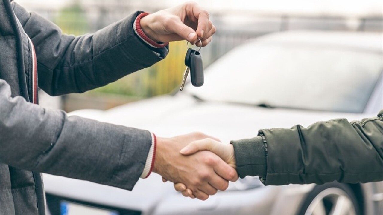 تعلل فراجا در اجرایی‌سازی معاملات برخط خودرو