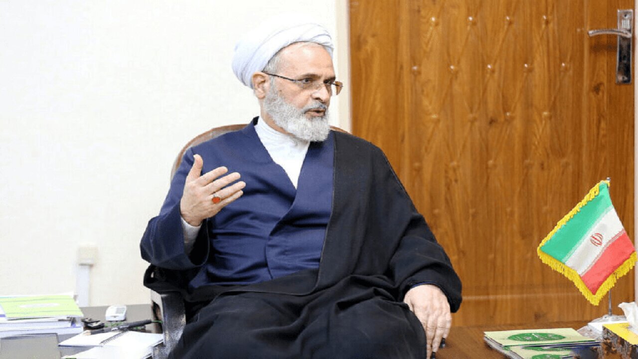 قم، شهر جهانی با ۱۲۰ ملیت مختلف