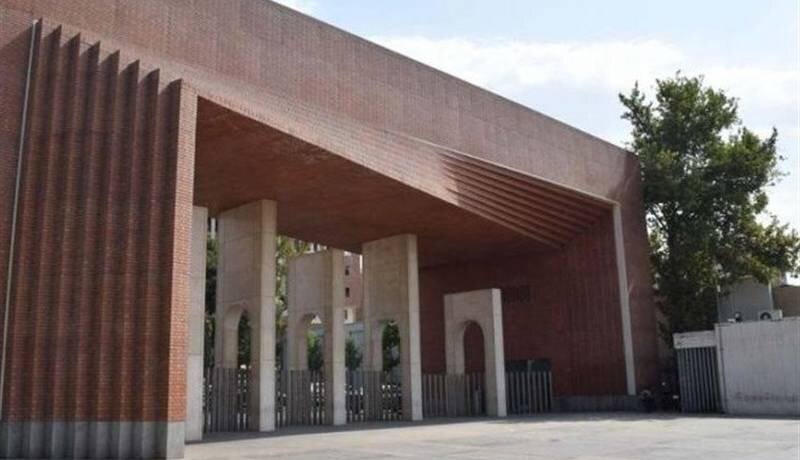 تسنیم: به برخی از دانشجویان دانشگاه شریف پیامک ممنوعالورودی ارسال شد