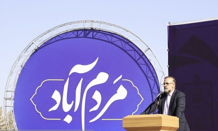 شهردار کرمان بزرگترین گلخانه سلولزی جنوبشرق را افتتاح کرد
