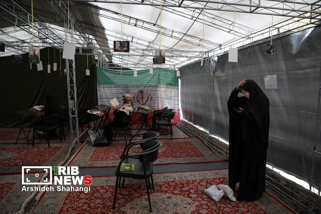 افطاری ساده در مسجد شهید بهشتی