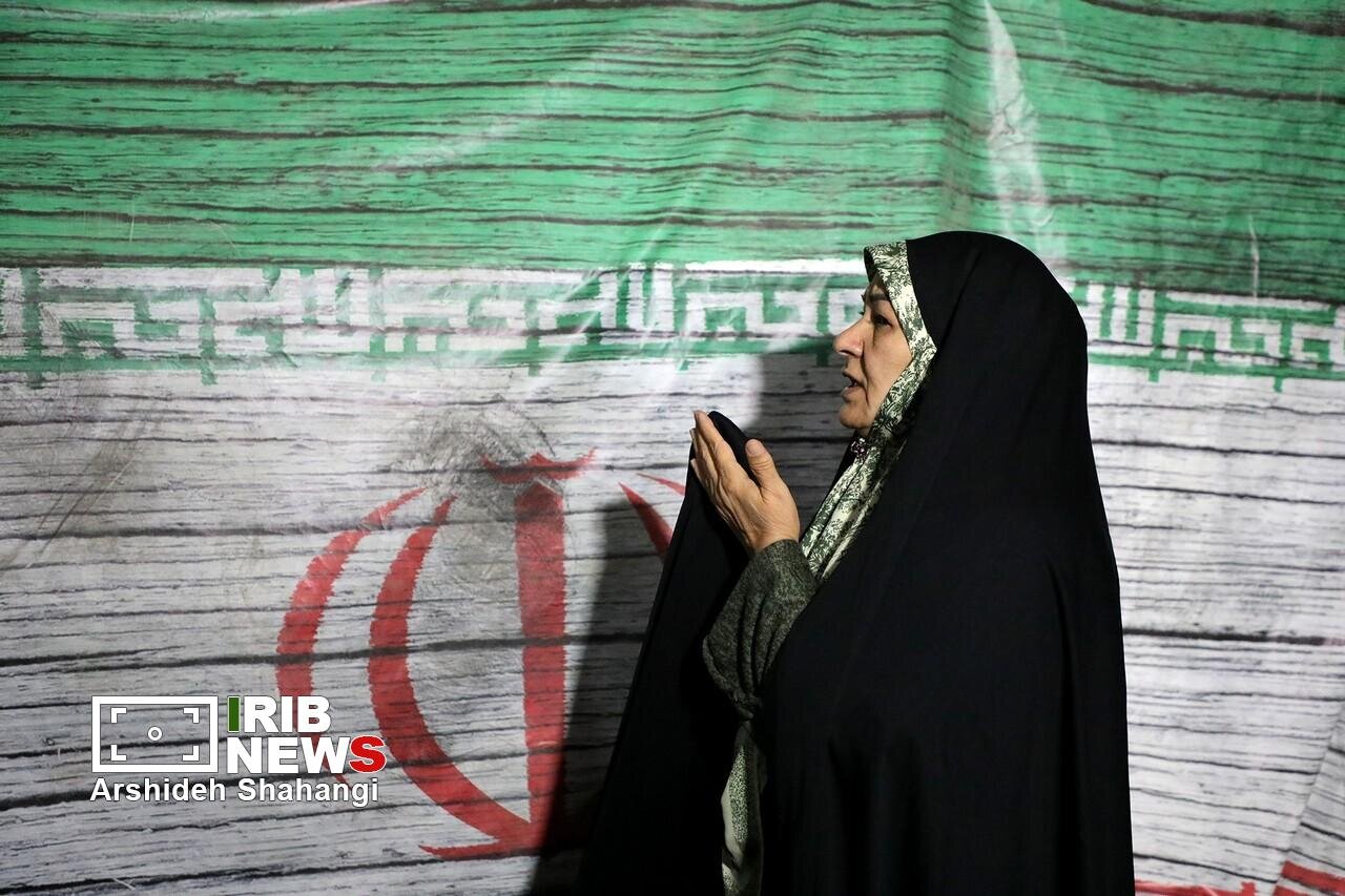 افطاری ساده در مسجد شهید بهشتی