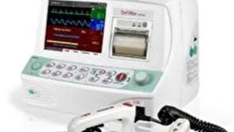 اهدای دستگاه شوک الکتریکی خودکار به شبکه بهداشت راز و جرگلان